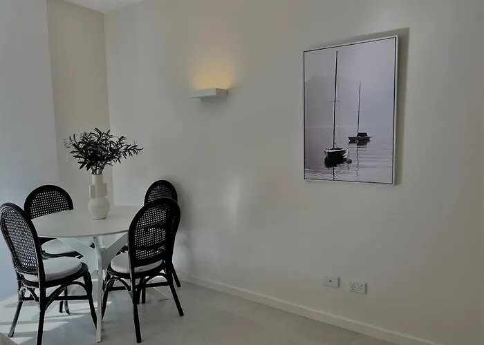 Nissaki@Terrigal - Luxury Studio Apartment